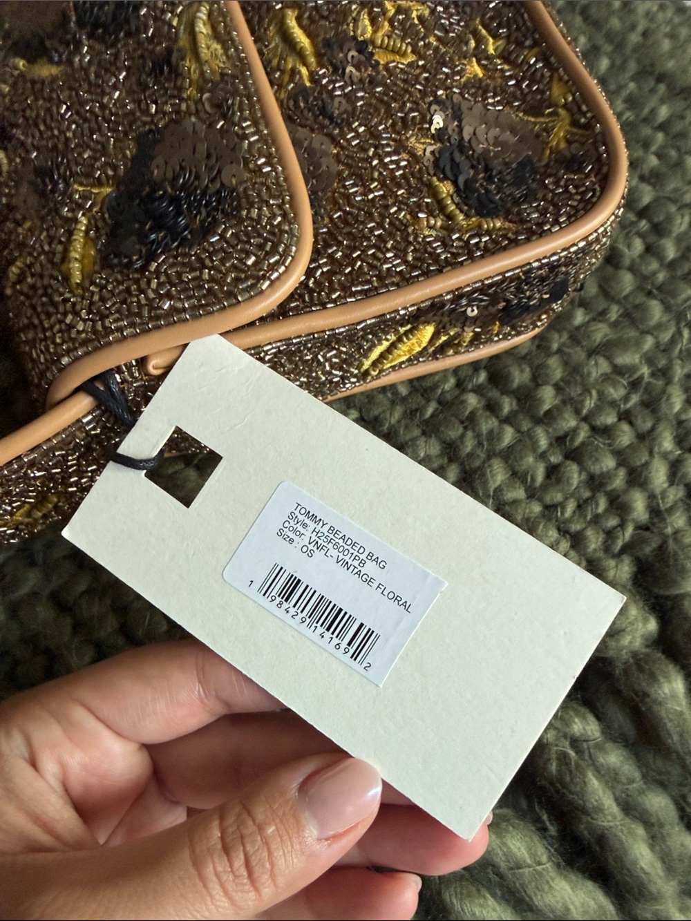 Brand new STAUD Brown Floral Sequin Shoulder Bag with Tan Trim - Picture 2 of 11